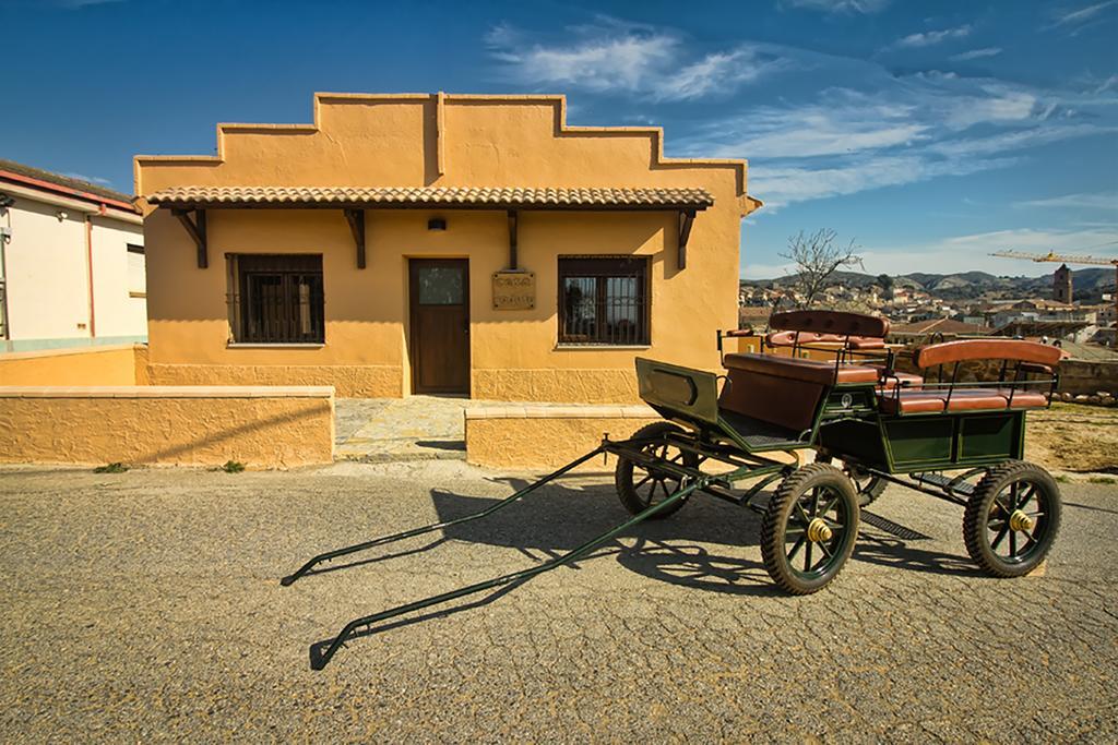 Gasthaus Casa Codeta La Almunia de San Juan Exterior foto